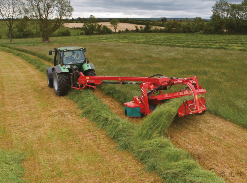 格蘭牧草設備，助力新疆草業發展