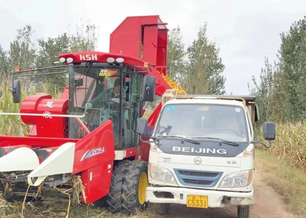 多雨之秋農(nóng)機(jī)人各顯神通 盡最大可能確保“三秋”農(nóng)機(jī)化生產(chǎn)