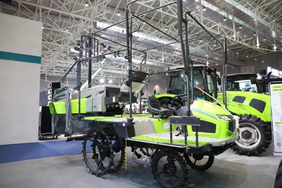 中聯(lián)重科2ZPY-13D水稻有序拋秧機(jī) 中聯(lián)重科2ZPY-13D水稻有序拋秧機(jī)